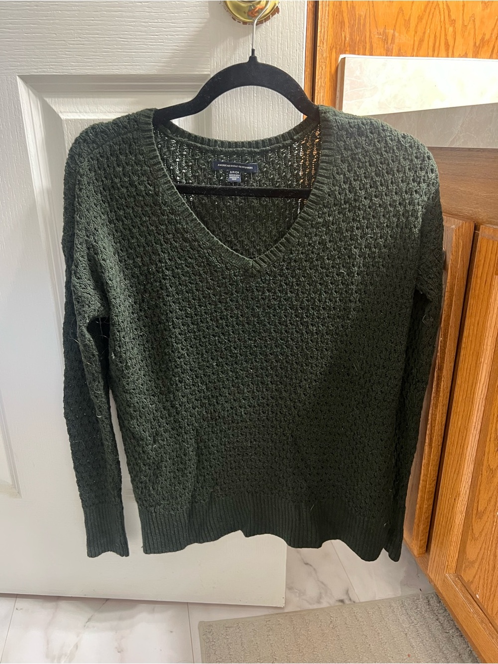 American Eagle Outfitters Dark Olive Green V-Neck Waffle Knit Sweater